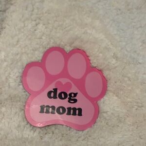 Dog Mom Pink Paw Magnet **READ**